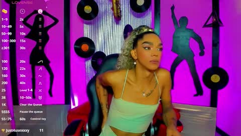 Nicky  Please help me with your thumbs up its importan online show from 02/17/26, 03:14