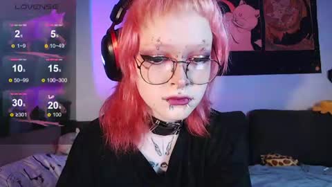 Snapshot of _nicole_meow_ chatting on 06/12/26, 12:31 Nicole online show from 06/12/26, 12:31