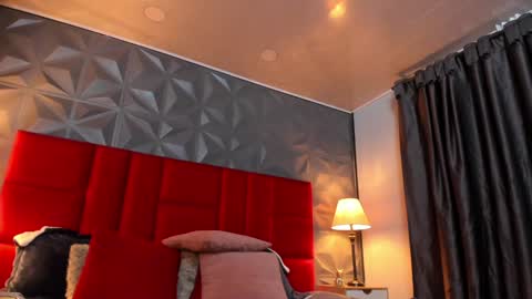 Snapshot of _nicoletteshea_ chatting on 01/25/25, 03:09 _nicoletteshea_ online show from 01/25/25, 03:09