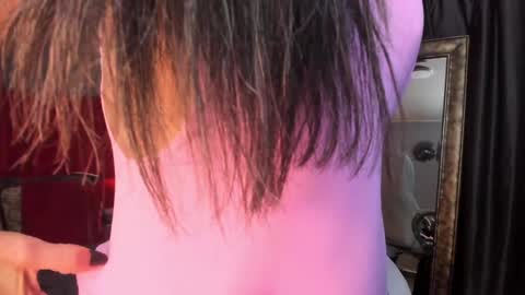 Snapshot of _nicoletteshea_ chatting on 01/31/25, 12:50 _nicoletteshea_ online show from 01/31/25, 12:50