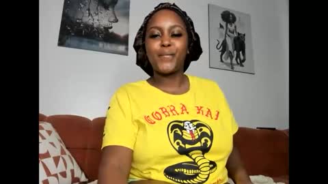 Snapshot of _nightnursee chatting on 11/20/25, 11:32 belle online show from 11/20/25, 11:32