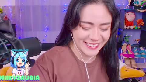 niiky online show from 02/01/26, 06:06