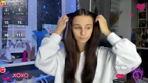 Nika online show from 11/09/25, 05:11