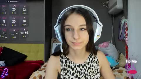 Nika online show from 12/21/25, 03:52