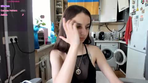 Snapshot of _nika_kik chatting on 05/07/26, 10:53 Nika online show from 05/07/26, 10:53
