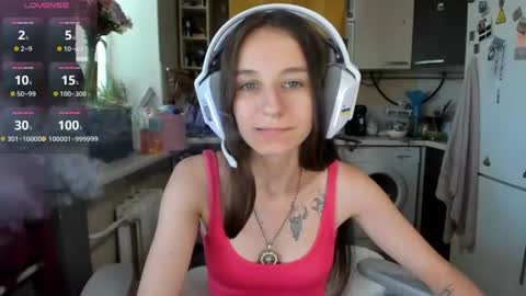 Snapshot of _nika_kik chatting on 06/24/26, 01:54 Nika online show from 06/24/26, 01:54