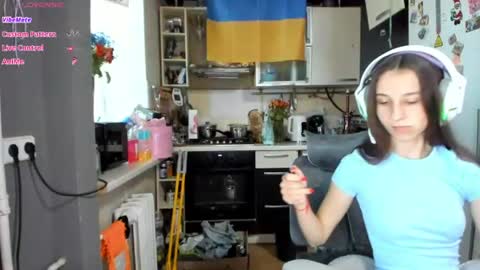 Snapshot of _nika_kik chatting on 07/01/26, 03:01 Nika online show from 07/01/26, 03:01