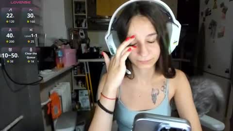 Snapshot of _nika_kik chatting on 07/04/26, 06:36 Nika online show from 07/04/26, 06:36