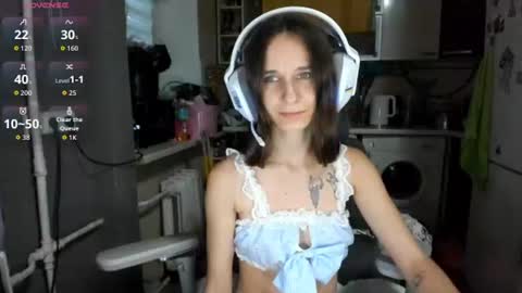 Snapshot of _nika_kik chatting on 07/09/26, 04:22 Nika online show from 07/09/26, 04:22