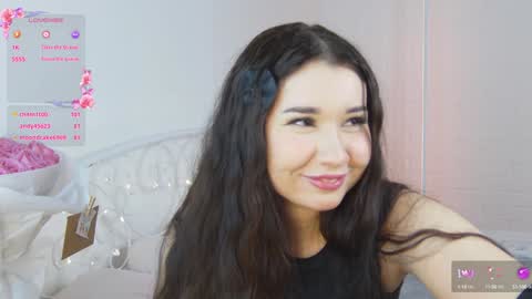 Vivian online show from 12/22/24, 05:32