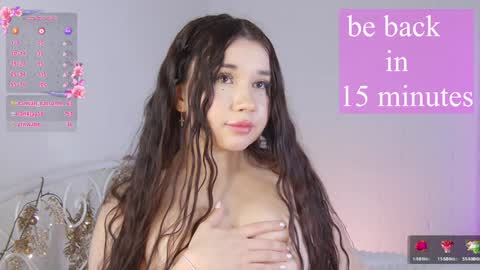 Vivian online show from 01/29/25, 05:35