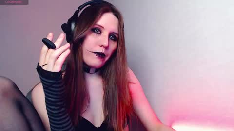 Tracy online show from 02/11/25, 04:44