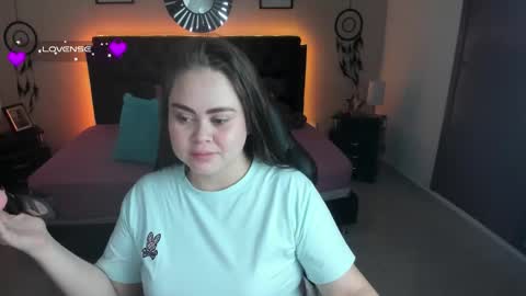 Olivia jones online show from 09/15/25, 01:11