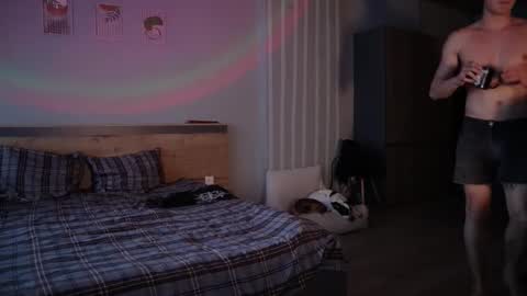 Snapshot of _p_l_u_r_ chatting on 02/25/26, 04:11 Sasha ---- 50 discount on my Fansly ---- online show from 02/25/26, 04:11