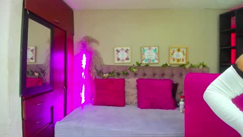 pamela online show from 11/25/25, 01:00