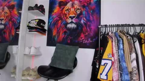 Kevin  online show from 12/05/25, 04:21