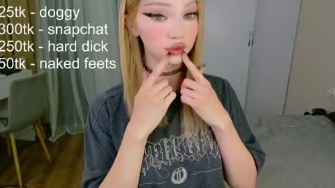 Snapshot of _paprika chatting on 11/30/25, 08:24 _paprika online show from 11/30/25, 08:24