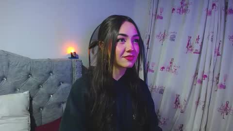 Paris online show from 01/06/26, 07:34