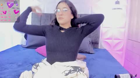 Snapshot of _paula_69 chatting on 01/07/26, 12:40 Pau online show from 01/07/26, 12:40