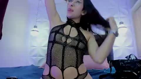 Snapshot of _paula_69 chatting on 07/18/26, 12:20 Pau online show from 07/18/26, 12:20