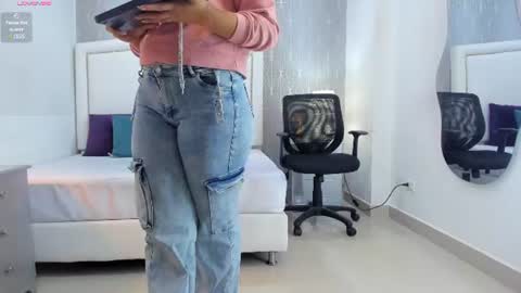 Snapshot of _peach1_ chatting on 06/22/26, 11:07 peach1 online show from 06/22/26, 11:07