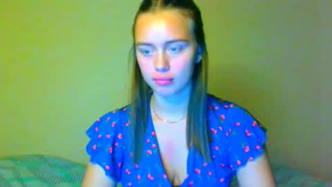 Snapshot of _peony_amazing1jess chatting on 09/20/25, 01:34 Jasminefeelings online show from 09/20/25, 01:34