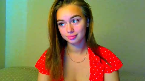 Snapshot of _peony_amazing1jess chatting on 10/06/25, 09:18 Jasminefeelings online show from 10/06/25, 09:18