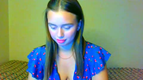 Snapshot of _peony_amazing1jess chatting on 10/22/25, 10:26 Jasminefeelings online show from 10/22/25, 10:26
