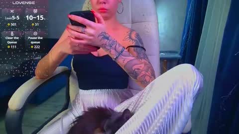 Ilona online show from 01/18/26, 03:38