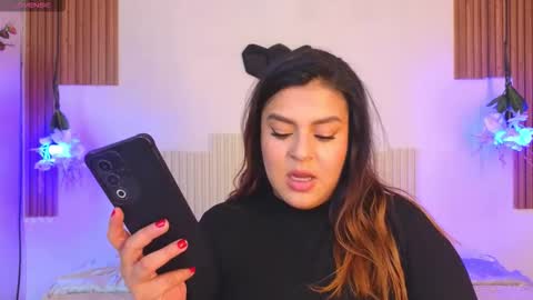 Laura online show from 03/06/26, 06:15