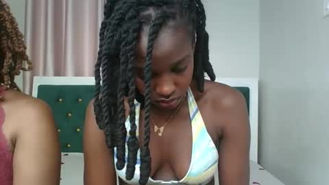 Snapshot of _pretty_savage chatting on 04/29/26, 06:25 savage online show from 04/29/26, 06:25