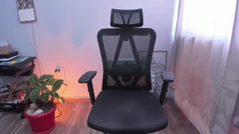 Cherr online show from 12/10/24, 09:43