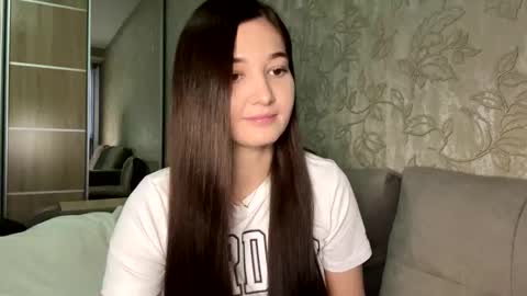 Vikki online show from 06/01/26, 06:09
