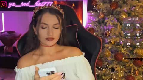 Snapshot of _red_hat_7 chatting on 12/14/25, 05:40 -RED HAT- online show from 12/14/25, 05:40