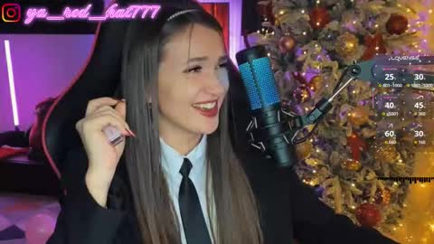 Snapshot of _red_hat_7 chatting on 01/05/26, 05:27 -RED HAT- online show from 01/05/26, 05:27