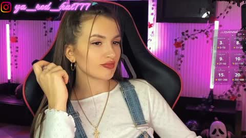 -RED HAT- online show from 04/12/26, 06:02