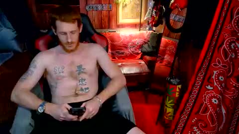 Snapshot of _redxxx chatting on 04/26/26, 11:13 REDxxx online show from 04/26/26, 11:13