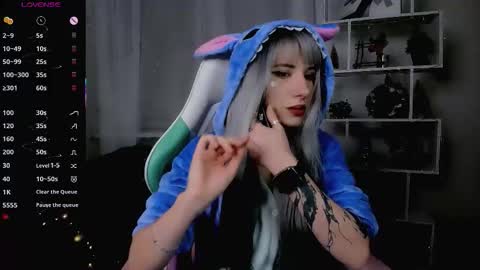 Rein online show from 12/21/25, 05:42