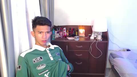 Snapshot of _rellvanxx chatting on 03/01/25, 07:15 _rellvanxx online show from 03/01/25, 07:15