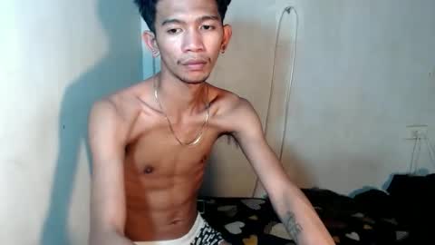 Snapshot of _rellvanxx chatting on 12/02/25, 04:24 _rellvanxx online show from 12/02/25, 04:24