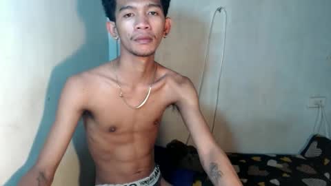 Snapshot of _rellvanxx chatting on 12/03/25, 10:30 _rellvanxx online show from 12/03/25, 10:30