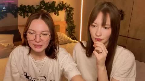 LISSAPVT IS OPEN online show from 12/02/25, 06:41