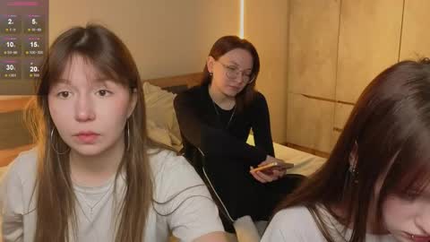 LISSAPVT IS OPEN online show from 03/29/26, 01:55