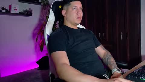 Roberto online show from 12/17/25, 10:54