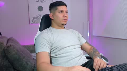 Roberto online show from 03/25/26, 12:22