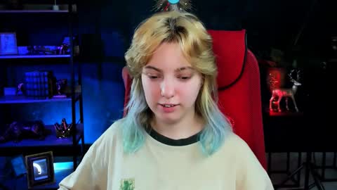 Snapshot of _rockstone_ chatting on 12/21/25, 09:05 Rock stone online show from 12/21/25, 09:05