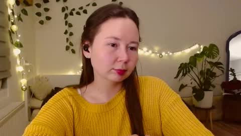 Snapshot of _rosie_cheeks_ chatting on 10/14/25, 05:58 See you  online show from 10/14/25, 05:58