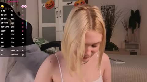 Eve online show from 10/24/25, 04:03