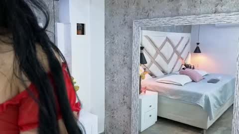 Snapshot of _saara_evans_ chatting on 11/05/25, 08:31 Sara online show from 11/05/25, 08:31