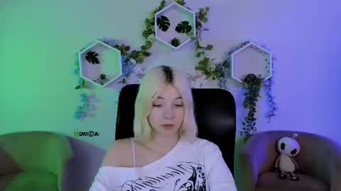 sabrina  online show from 07/12/26, 06:43